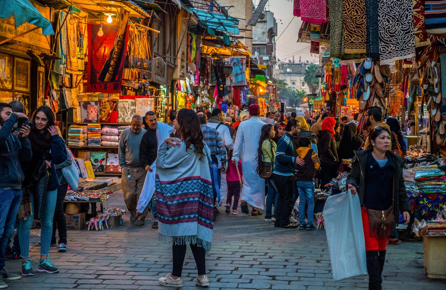 Cairo Shopping Guide: Uncover Egypt's Best Buys